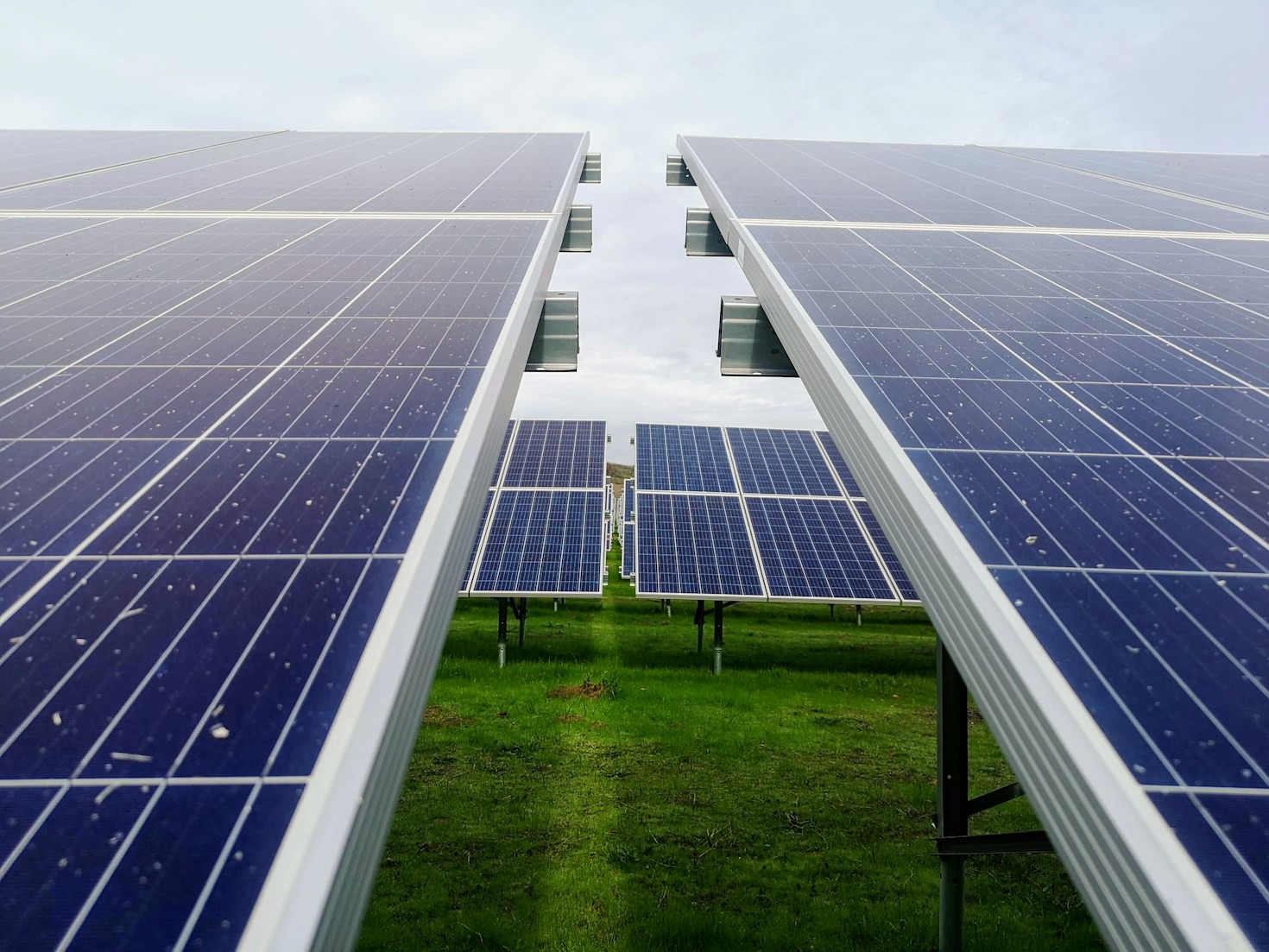 Steps to Achieve a Hydrogen-Powered Future